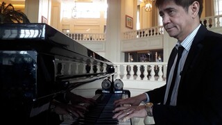 Theme from " Ice  Castles "  Looking through the eyes of Love..Martin Avila Piano