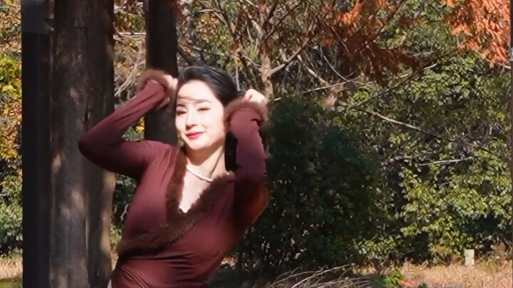 زوما رقصة إعادة الرقص (أنا حقًا مدونة الرقص في الغابة الصغيرة