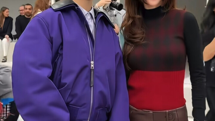 Oh my god, a paper-thin character has stepped into reality—this girl’s short hairstyle is so anime-l