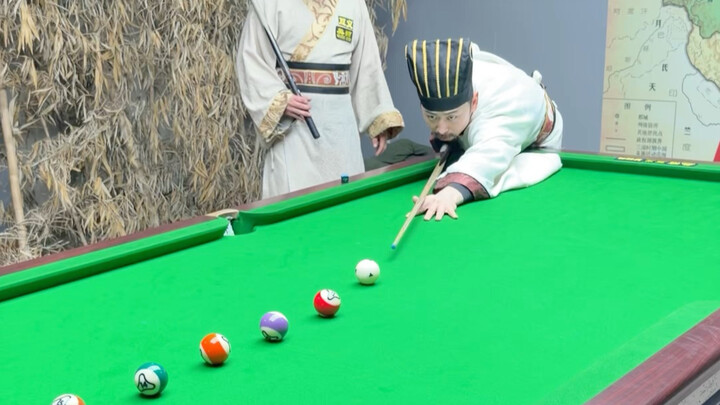 Phá giải đội hình rồng dài một chữ