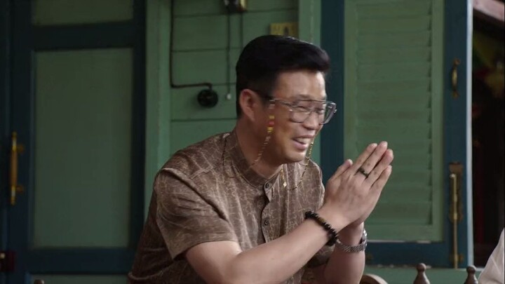 Escape from the Trilateral Slopes S01 E06