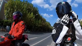 Keep embarrassing Ducati #femalerider