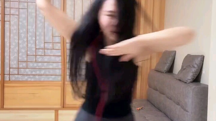 Lee Jung-hyun replaces the self-amusement version—go ahead and criticize!