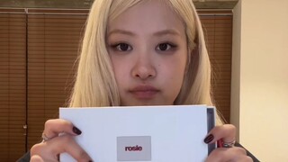 unboxing merchandise 'rosie' ❤️