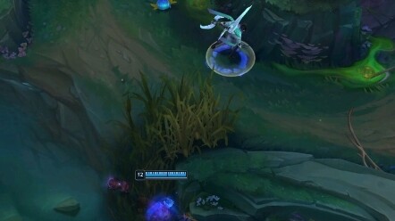 How should an AD carry in a solo queue with a split-pair composition handle such a matchup?