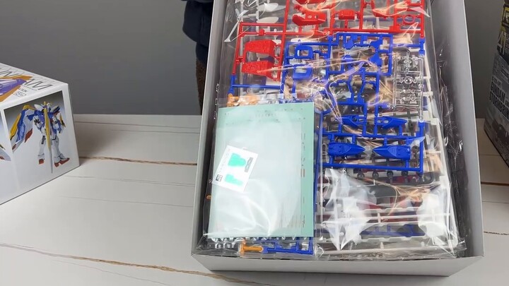 [Vinegar Toys] Not too bad? A simple unboxing of the 1299 yuan Bandai official flagship store annive