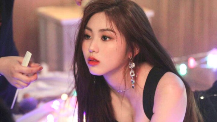 How amazing is Kep1er Choi Yoo-jin's former teammate? Kwon Eun-bin's sexy pole dance clip | 170+cm t