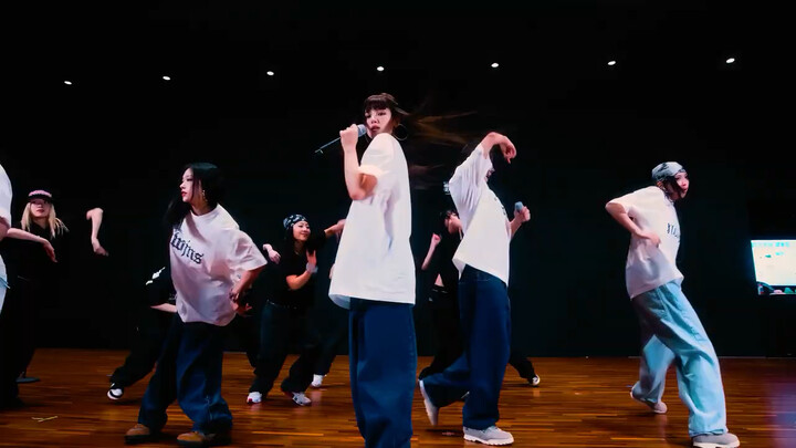 NewJeans (뉴진스) - Supernatural [70's Funk Cover] - Dance Practice