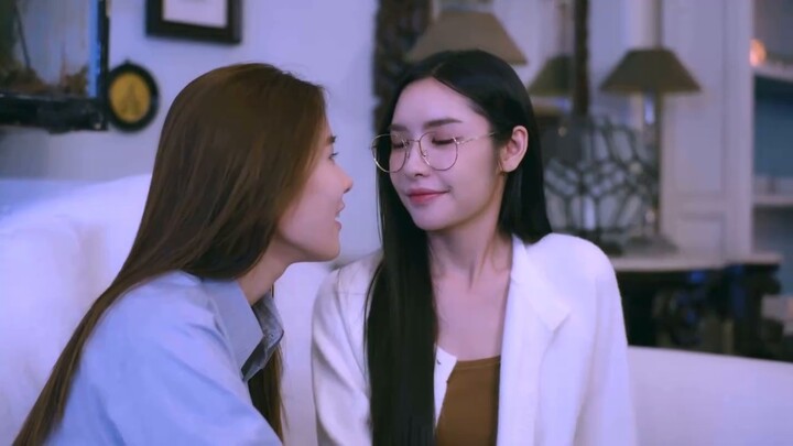 【جوي ورائع】حسناً، أنا المخطئ، سأقبل العقوبة. اسم المشهد: "هل يمكن لأخواتي الكبار أن يحبوني؟" - مترجم