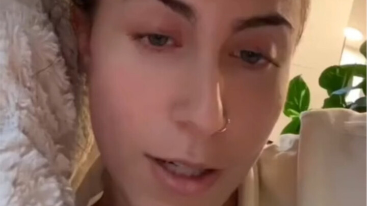 بعد ما شفتها، صار قضيبي صلبًا! تقسيم المهام مهم جدًا!