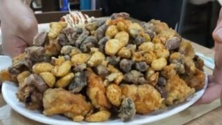 ตลาดดั้งเดิม ไก่กระเทียมหม้อ - อาหารข้างทางเกาหลี