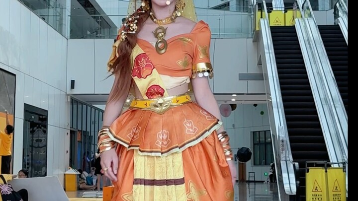 The early bird catches the worm.