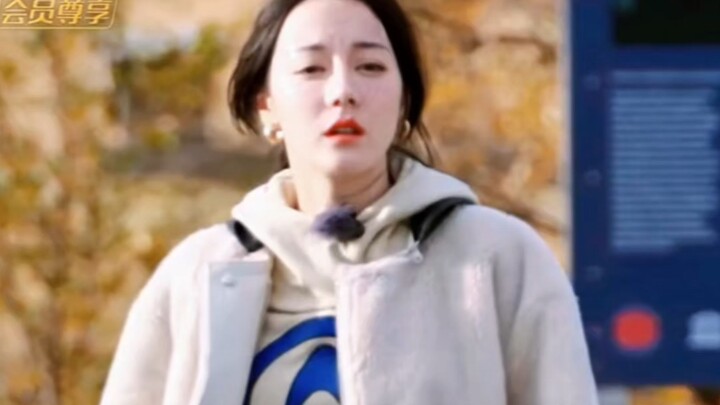 Who can relate to the feeling of Dilraba speaking English so sweetly and smoothly—ahhh!