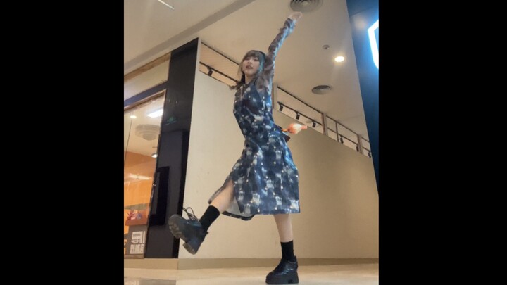 Let's do a new dance in a little skirt!