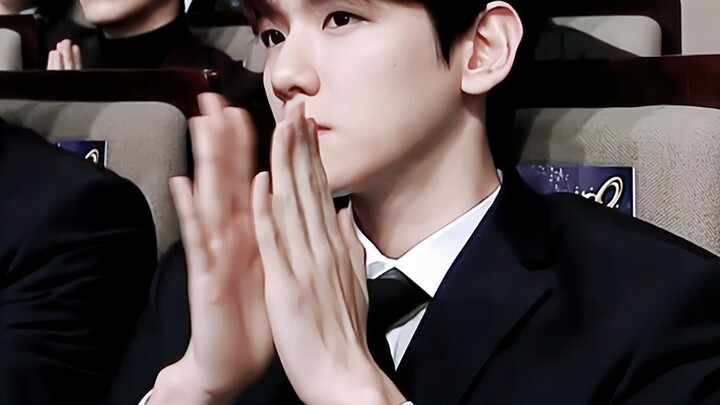【บยอน แบคฮยอน】ไม่แปลกใจเลยที่เจ้าหน้าที่สำรวจประชากรถึงกับสับสน มือน้องชายทั้งสวยและคล่องแคล่ว