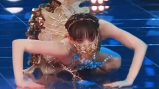 Hãy dùng lời của biên đạo múa, "Không ai có thể thực hiện điệu nhảy này ngoại trừ cô ấy! Em mãi mãi 