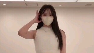 庄生晓梦迷蝴蝶，望帝春心托杜鹃