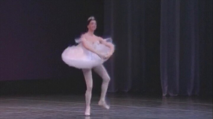 Apa bagian terpenting dari sebuah tarian? Bagaimana penari yang berbeda mendekati variasi yang sama?