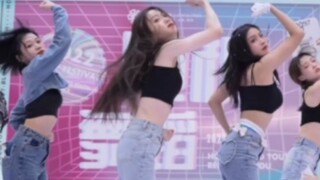 The first camera-operated roadshow on the Internet! ! Caiyuan Street appeared in Shanghai to promote