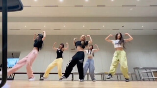 【LE SSERAFIM】2022-2024 Fun Practice Room Shorts