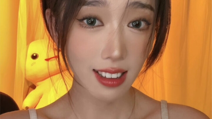 Baby~ Your serious look totally mesmerizes me~