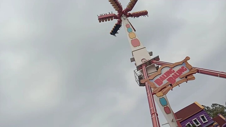 siapa berani naik baling baling di dufan?