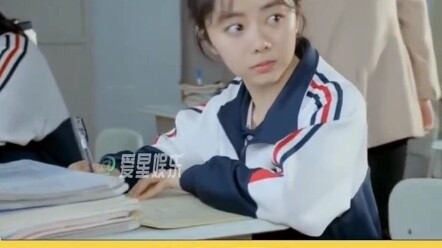 بحث تان سونغيوان: ما عادش بدي ألعب دور طالبة. المخرج: الحلول أكثر من الصعوبات! #الحلول_أكثر_من_الصعو