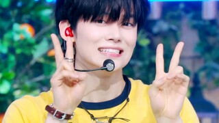 TXT新曲Love Language首打歌舞台