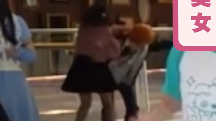 《萨拉曼达》3D MV