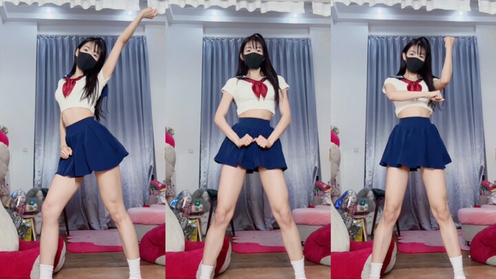 The sailor suit is so pretty~Go Stronger