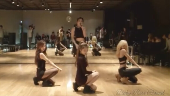 BLACKPINK -《Lean On》Dance Studio Memories Version