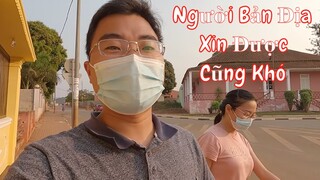 Đi xin đồ để tặng Antonio||2Q vlogs cuộc sống châu phi