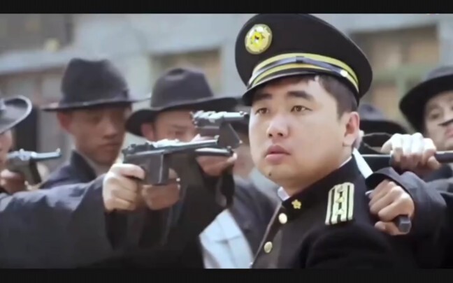 The head of the secret service was arrogant and domineering, and the police acted on behalf of the h