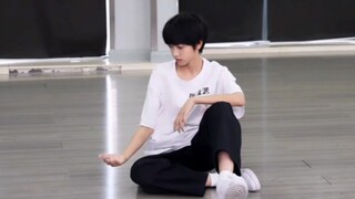 【Zhang Guiyuan】End-of-June Assessment: Original Choreography — After Two Months, Back to Performing 