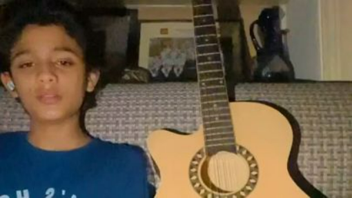 Pyar Tha Waqt Nahin Jo Beet Gaya Do Pal Mein Unplugged  by pakistani local talen