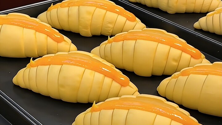 Master: I’ve said it 100 times—this is NOT a croissant!!