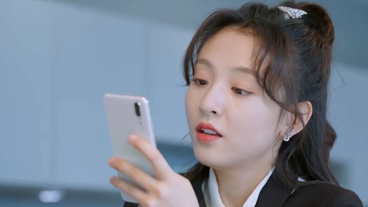Đồng nghiệp cứ tưởng cô ấy là một cô gái nghèo, nào ngờ cả công ty đều là của cô ấy!