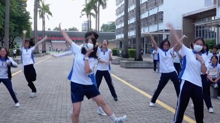 [โรงเรียนมัธยมเซินเจิ้นหมายเลข 2] โรงเรียนมัธยมเซินเจิ้นหมายเลข 2 พยายามเต้นรำในบ้านแบบสุ่มเป็นครั้ง