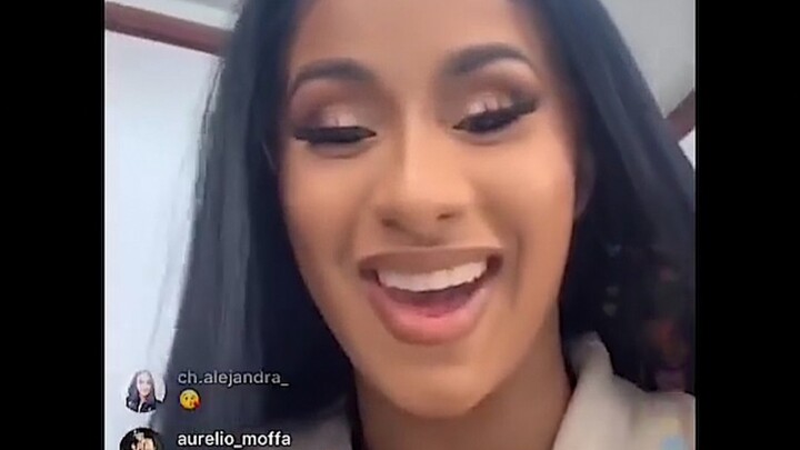 Pratinjau lagu baru Cardi B, diduga meniru bahasa Thailand