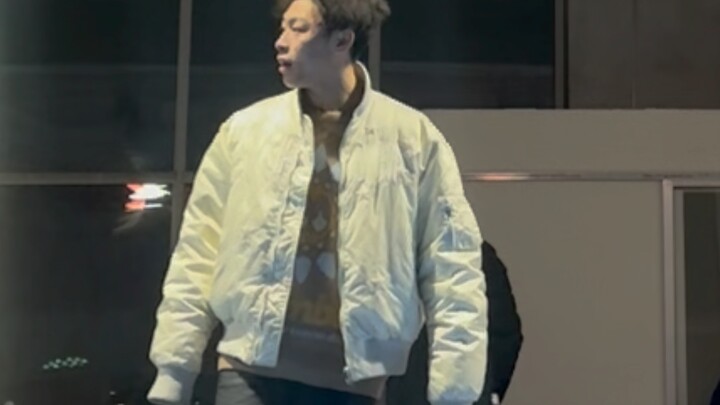 Kid: The coach is so thoughtful! He’s setting off fireworks for us with his head for the New Year.  