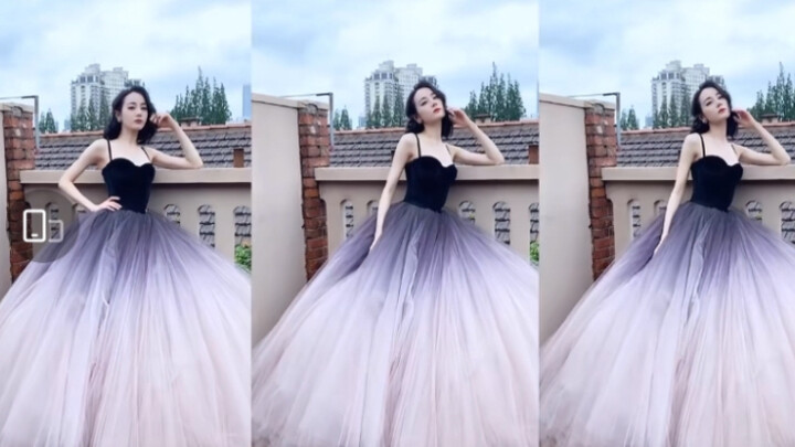 A behind-the-scenes video of Qiao Jingjing taking photos dropped