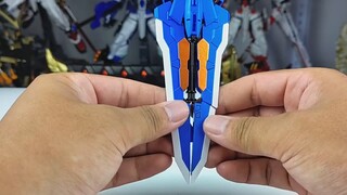 [e Pigeon Model Play] Deep blue heavy sword! High HG blue heresy 2L type!