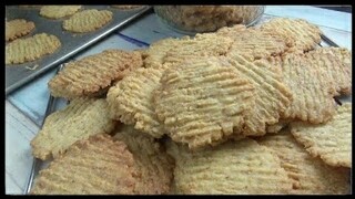 IDE BISNIS KUE KERING KELAPA MODAL IRIT UNTUNG 5X LIPAT LEBIH