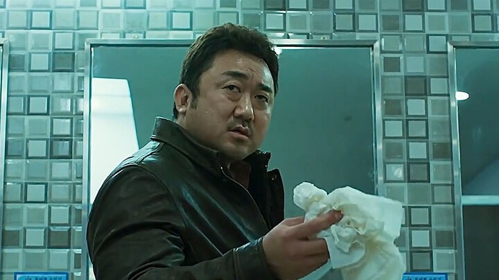 หม่าตงซีมีกฎในการต่อสู้ว่า ตราบใดที่คู่ต่อสู้มีอาวุธมีคมอยู่ในมือ เขาก็จะถูกข่วนอย่างแน่นอน!