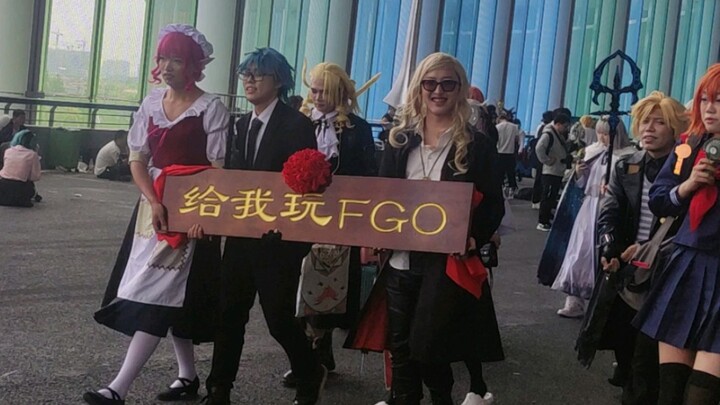 Mainkan FGO-nya buat aku.jpg