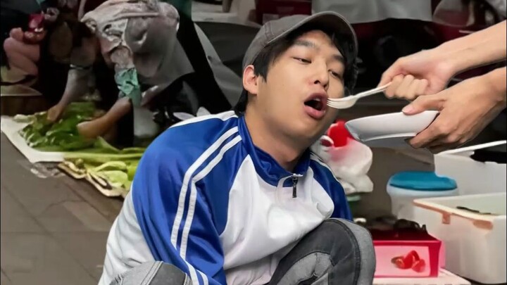 Thế hệ 00 không phải là thế hệ suy tàn, mà là thế hệ chịu khó ăn và giàu lòng tốt.