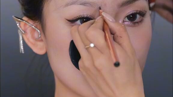 make up natural brow