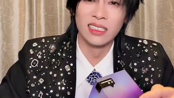 เม็นนี่พูดถึงความโด่งดังของเพลง “บาร์ราไลกา”
