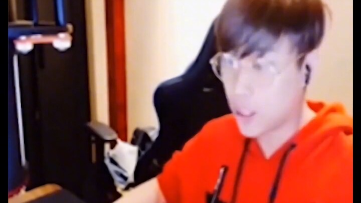 Lu Benwei warns you about the harshness of society