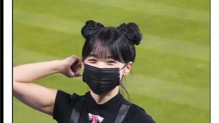 [4K] Lee DaHye Cheerleader fancam 220825, this time it’s really triple split screen fun, it’s not to